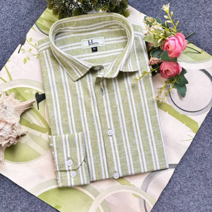 Olive with white stipe